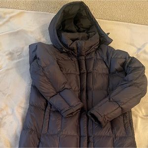 Women The North Face Coat size XL